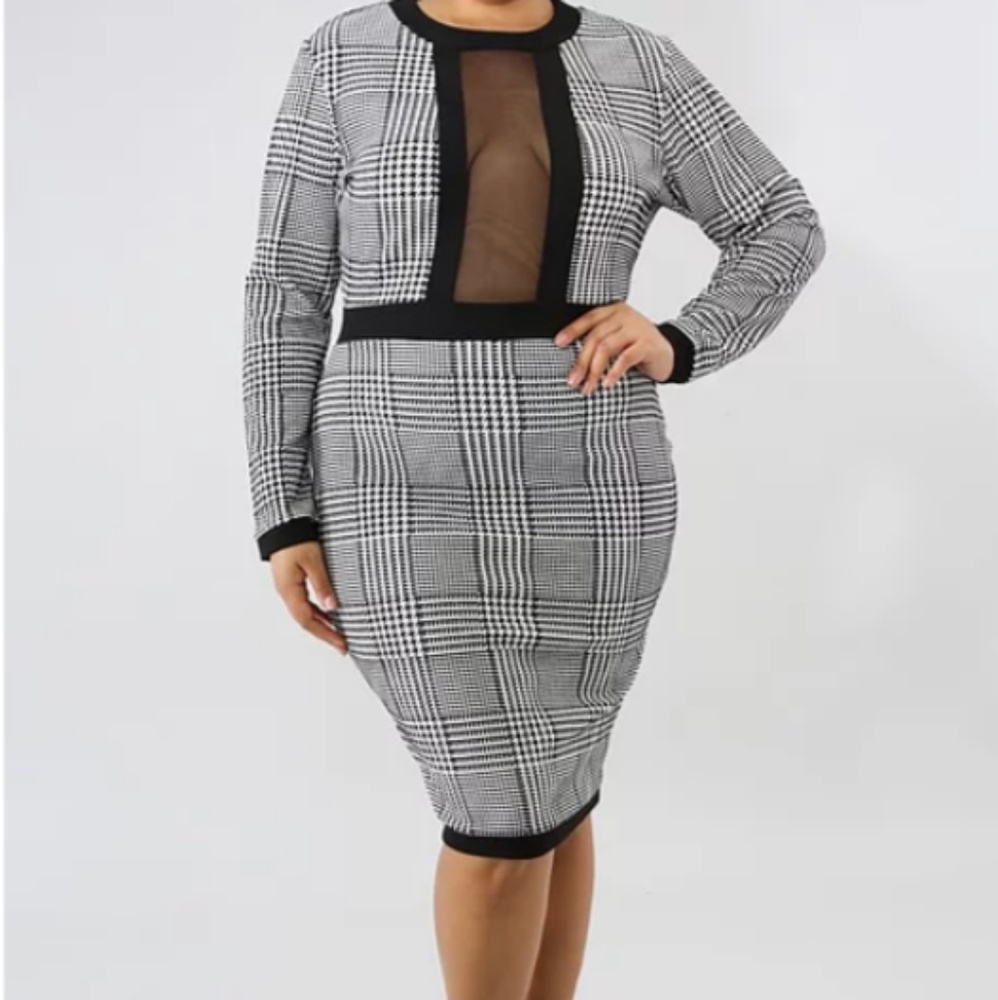 Clothing - Picture 2 of 4